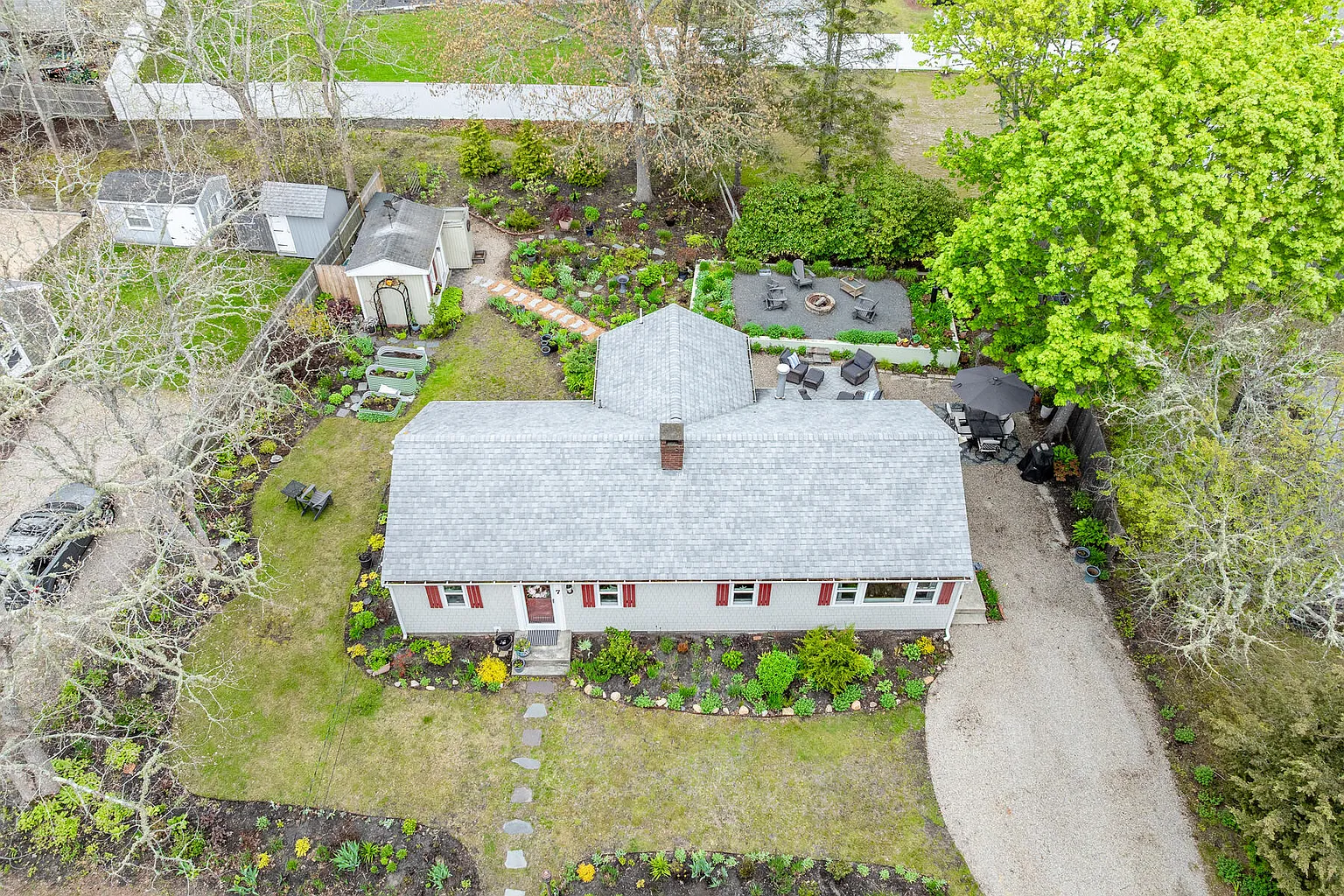 Oak Leaf Coastal Retreat